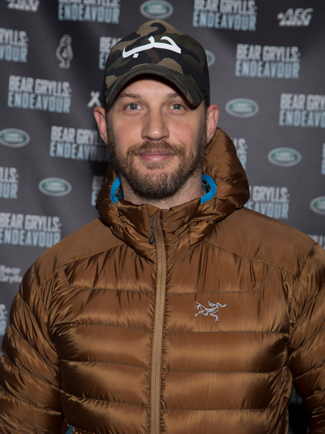 Illustration for article titled Here Are 5 Normal Photos Of Tom Hardy To Tide You Over Until We Can Find One Where He Is Kissing An Alligator